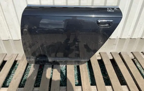 Audi A6 S6 C6 4F Rear door