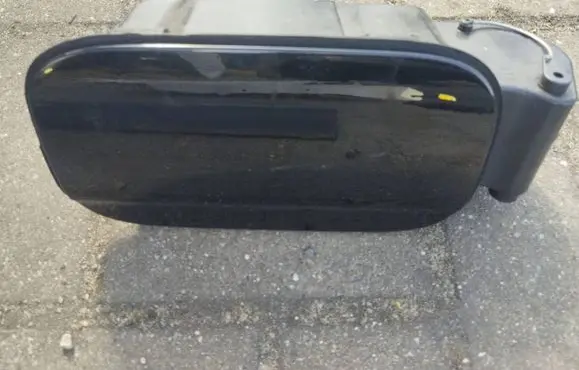 BMW 7 E65 E66 Fuel tank cap 7003915 11827210