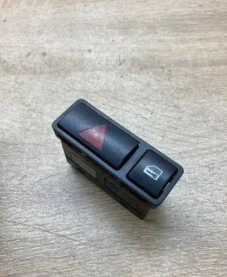 BMW X5 E53 Hazard light switch 8368920