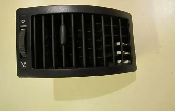 Volkswagen Polo Dashboard side air vent grill/cover trim 6Q0819703