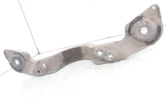 BMW 3 E46 Rear differential/diff mount bracket 1094421