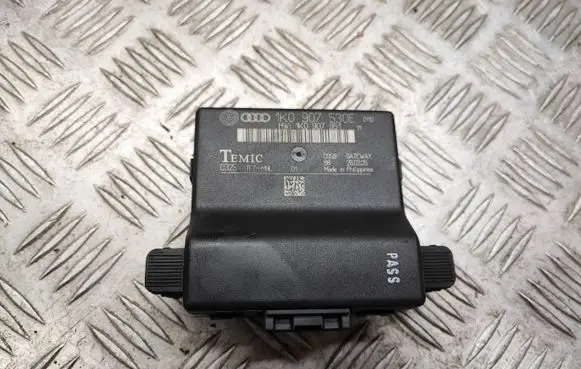 Skoda Octavia Mk2 (1Z) Gateway control module 1K0907530E 1K0907951