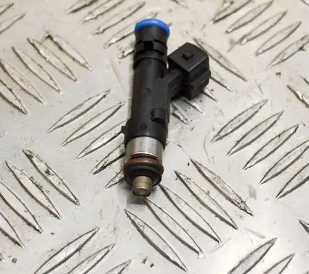 Opel Mokka Fuel injector 0280158205