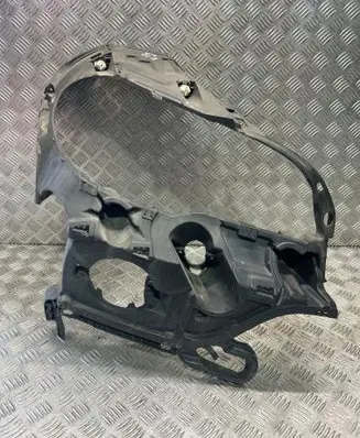 BMW X5 E70 Fender mounting bracket 7157982