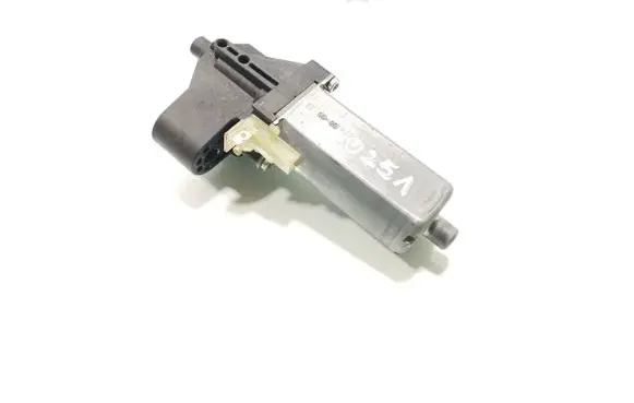 Jaguar S-Type Steering column adjust motor 0390201947