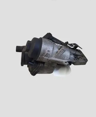 Volvo S80 Oil filter mounting bracket 31338685