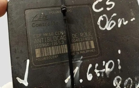 Citroen C5 ABS Pump 10096011653 0403741E0 9659770580