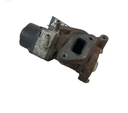 Nissan X-Trail T30 EGR valve