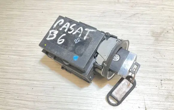 Volkswagen PASSAT B6 Ignition lock 3C0905843Q