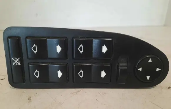 BMW 5 E39 Mirror heating switch 8368966