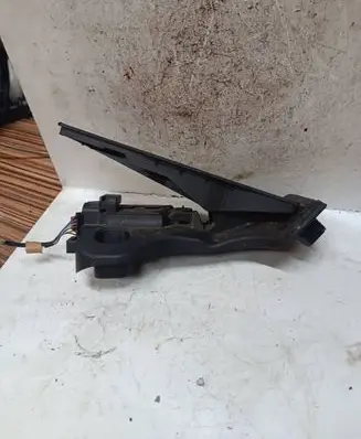Volkswagen PASSAT B6 Accelerator throttle pedal 1K1721503L 6PV00860000