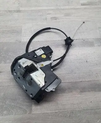 Volkswagen Sharan Sliding door lock 7N0839015B 20082010 911006102