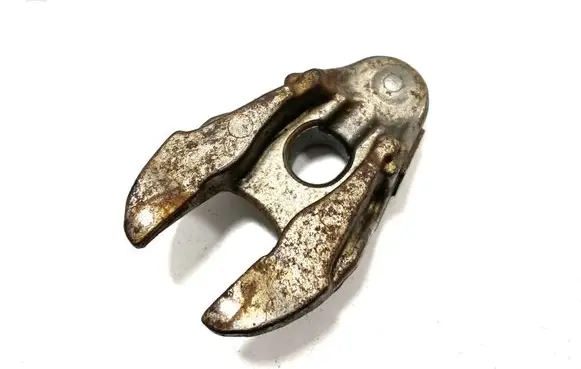 Citroen C4 II Fuel Injector clamp holder 23806