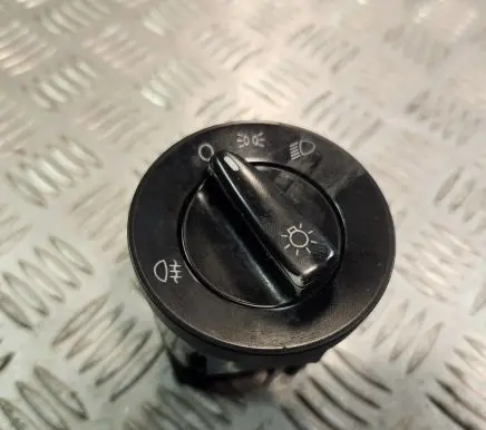 Volkswagen PASSAT B5 Light switch 1C0941531