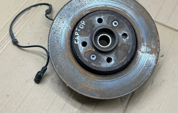 Renault Captur Front wheel hub