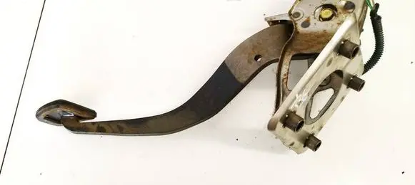 Toyota Avensis T250 Brake pedal 3132152010