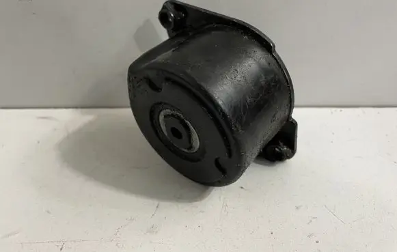 BMW X5 E53 Generator/alternator belt tensioner 7786880