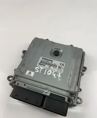 Volvo V70 Engine control unit/module ECU 31272462AA 0281012765