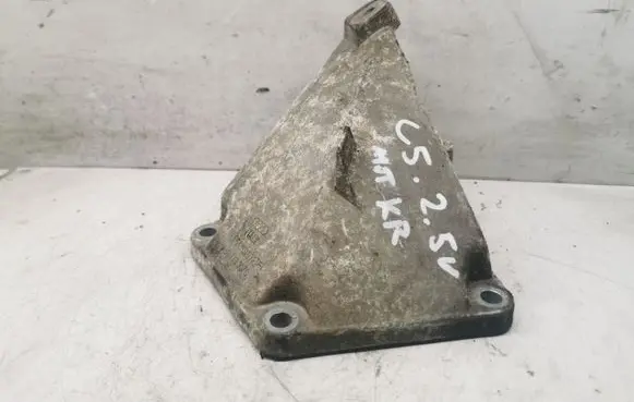 Audi A6 S6 C5 4B Engine mounting bracket 4B0199307C