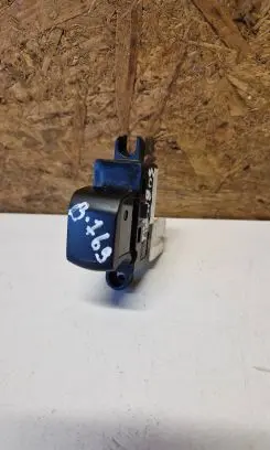 Subaru XV Electric window control switch