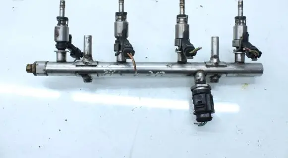 Fuel injectors set