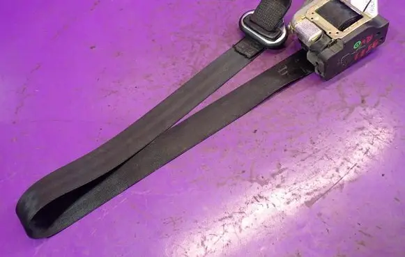 Seat Arosa Front seatbelt