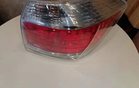 Toyota Highlander XU40 Rear/tail lights 815500E070