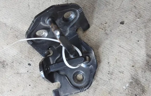 Ford Galaxy Rear door lock loop/hook striker 6g91r21982fbb