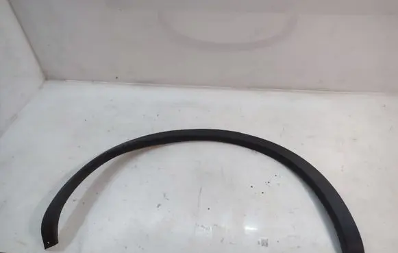 Nissan Qashqai+2 Rear arch trim