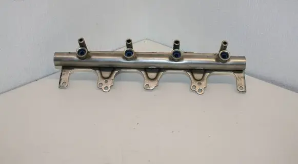 Audi A4 S4 B6 8E 8H Fuel main line pipe 06F133317L 2900902761
