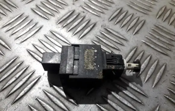 Volvo S70 V70 V70 XC Brake pedal sensor switch VOLVO4970 4970