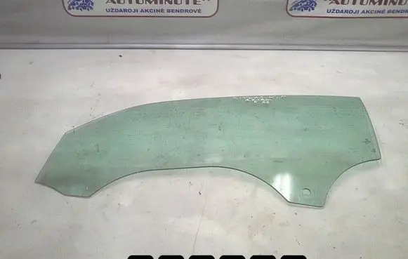 Volkswagen Beetle A5 Front door window glass four-door 43R-582