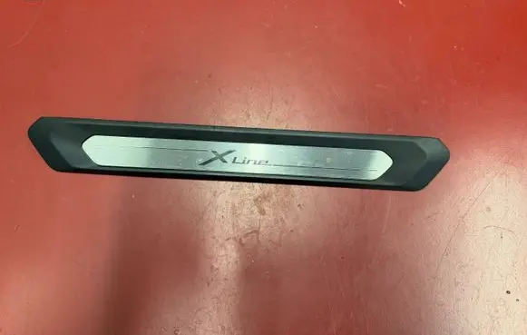 BMW X3 G01 Front sill trim cover 7410012