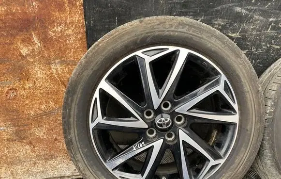Toyota Yaris XP210 R16 alloy rim PW4570D004