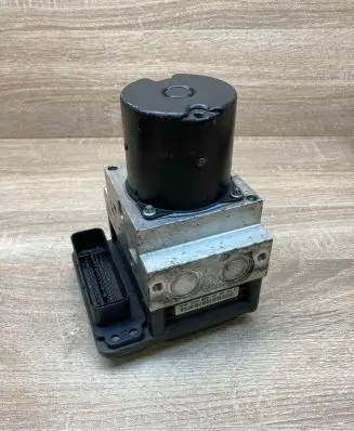 BMW 5 E60 E61 ABS Pump 0265960327 6774679