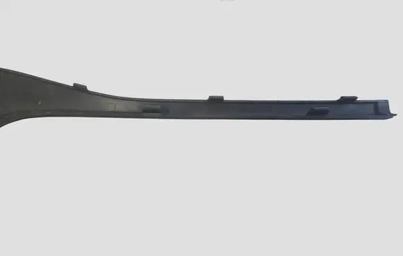 Volvo V40 Front bumper splitter molding 31347087