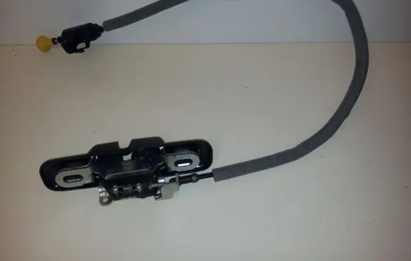 Jaguar XF Seat back rest lock catch 8X23