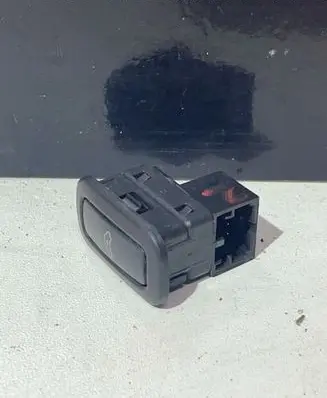 Skoda Octavia Mk2 (1Z) Alarm switch 6Q0962109