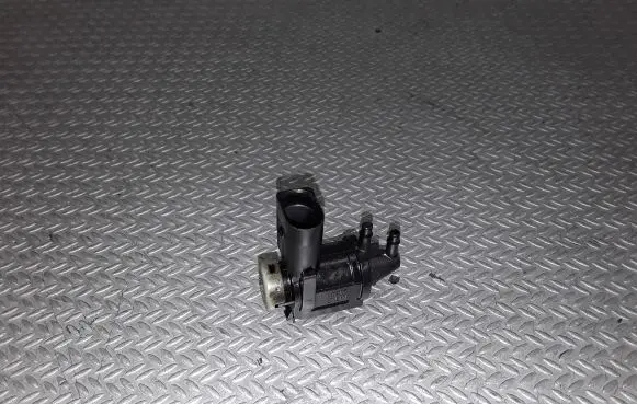 Audi A6 S6 C6 4F Turbo solenoid valve 1K0906283A