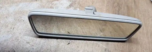 Volkswagen PASSAT B5.5 Rear view mirror (interior) E10110093