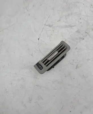 Audi Q7 4L Dashboard side air vent grill/cover trim 4L0819210