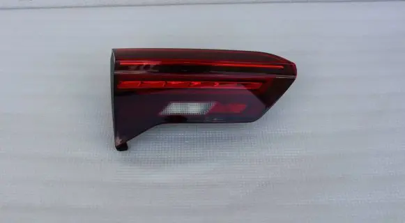 Volkswagen T-Roc Tailgate rear/tail lights 2GA945093B