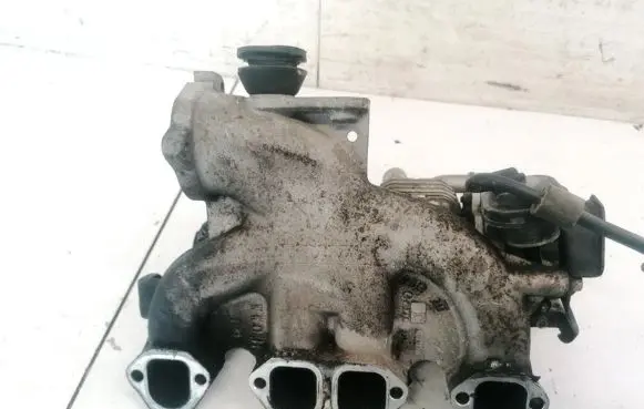 Skoda Octavia Mk2 (1Z) Intake manifold 03G129713