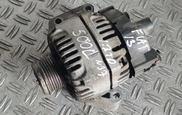 Fiat 500L Generator/alternator 51880175 2611709B 313005852
