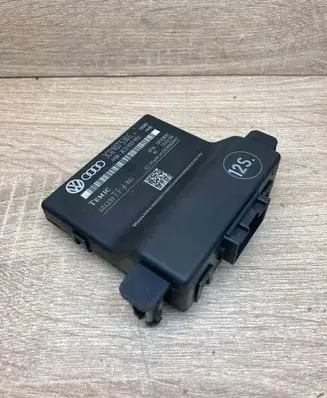 Volkswagen PASSAT B6 Gateway control module 3C0907530E 3C0907951
