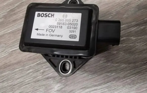 Toyota Avensis T250 ESP acceleration yaw rate sensor 8918305020 0023118 0265005273