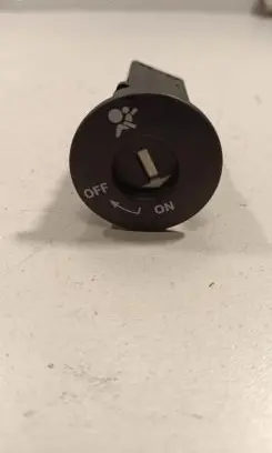 Nissan Qashqai Passenger airbag on/off switch 25585BC