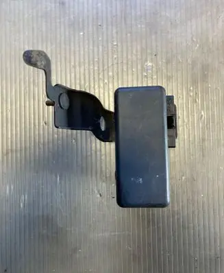 Nissan Qashqai Fuse module 64200049