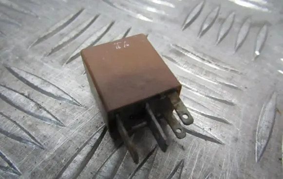 Ford Orion Other relay V23023A1001X001 V23023-A1001-X001