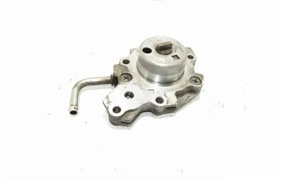 Subaru Forester SH Vacuum pump 15030AA010
